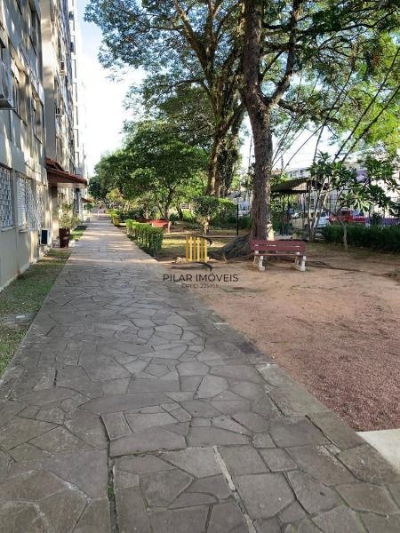 Apartamento em Porto Alegre, no bairro Tristeza, com 2 dormitório(s), e 2 banheiros, à venda.