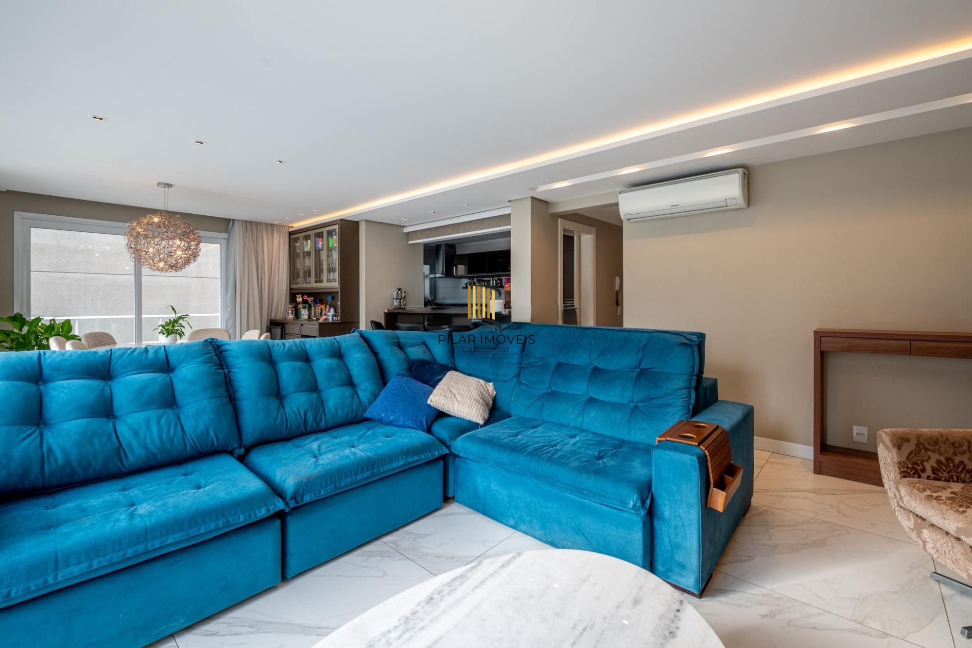 Apartamento Garden com 3 dormitórios e 3 vagas, no coração do Menino Deus!