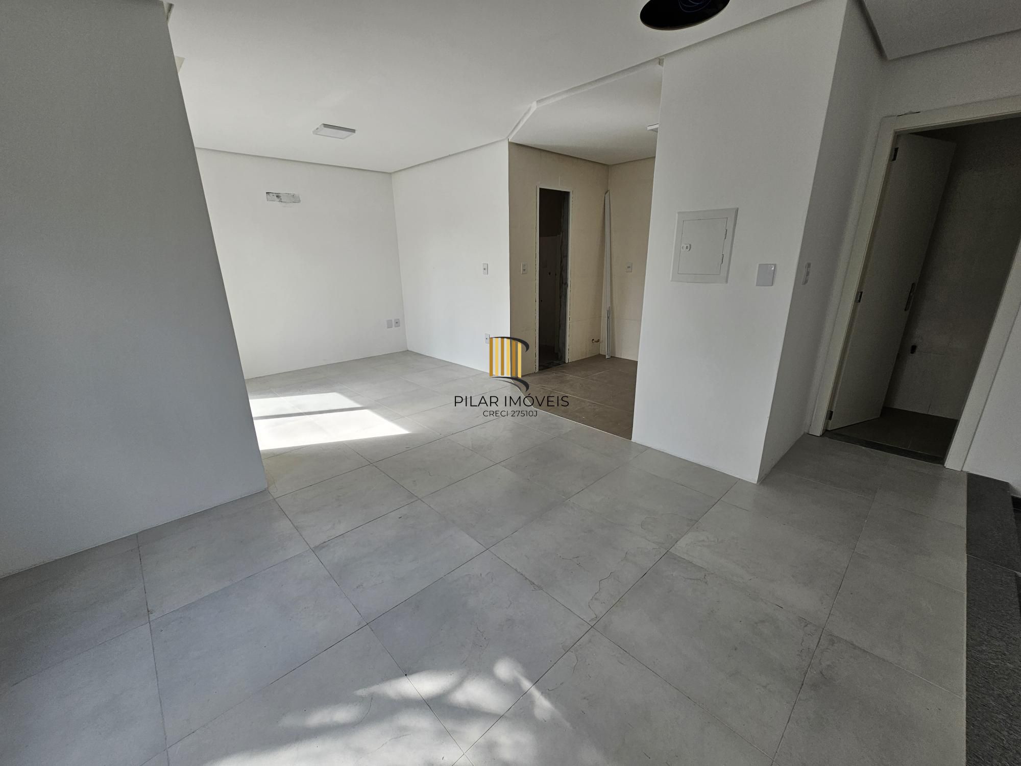 Casa de Condomínio 3 dormitórios no bairro Glória
