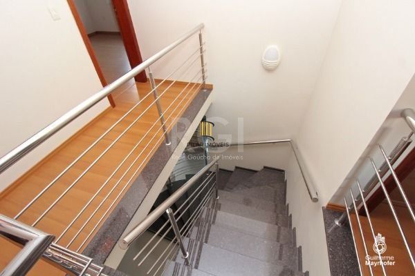 Casa Condominio para Venda - 254.32m², 3 dormitórios, sendo 3 suites, 2 vagas - Pedra Redonda