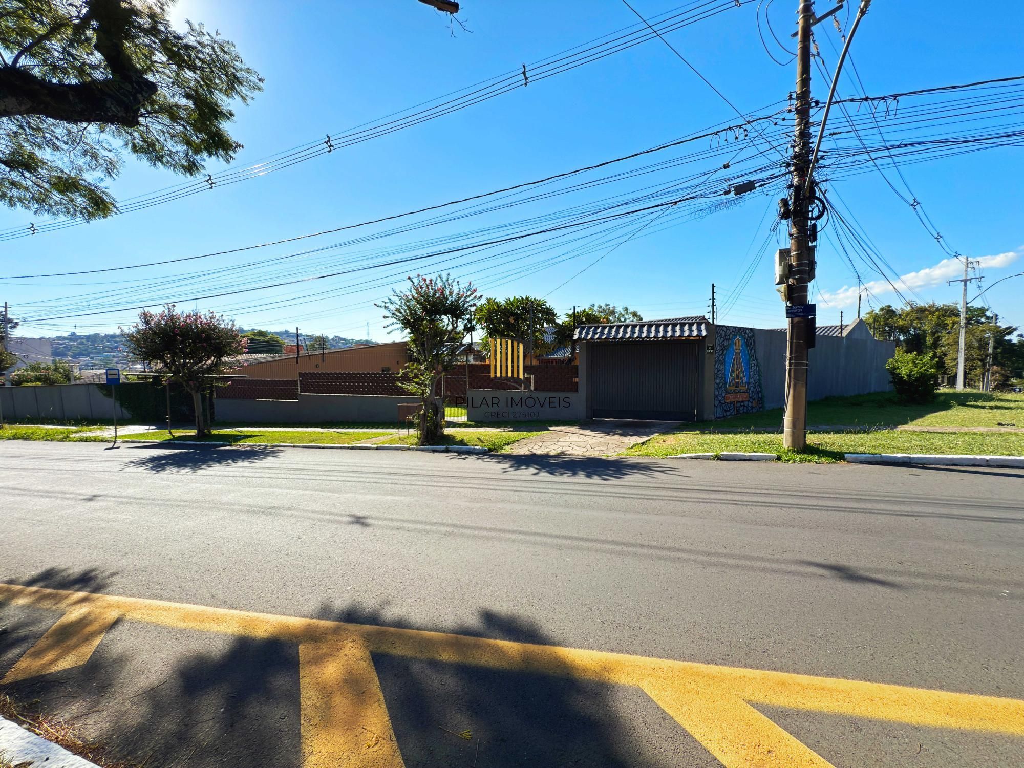 Casa 3 dormitórios no bairro Santa Tereza