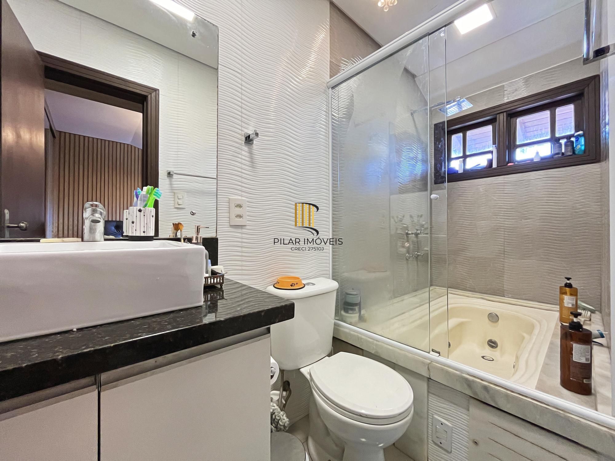 Excelente sobrado 3 dormitórios no Imperial  Park