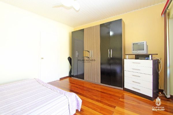 Casa para Venda - 229.6m², 3 dormitórios, sendo 1 suites, 4 vagas - Cavalhada