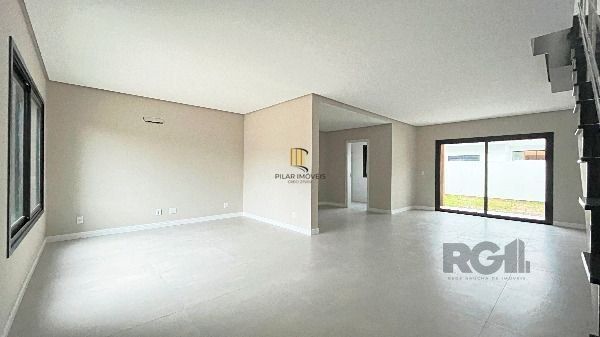 Casa Condominio em Porto Alegre, no bairro Hípica, com 3 dormitório(s), e 3 banheiros, à venda.