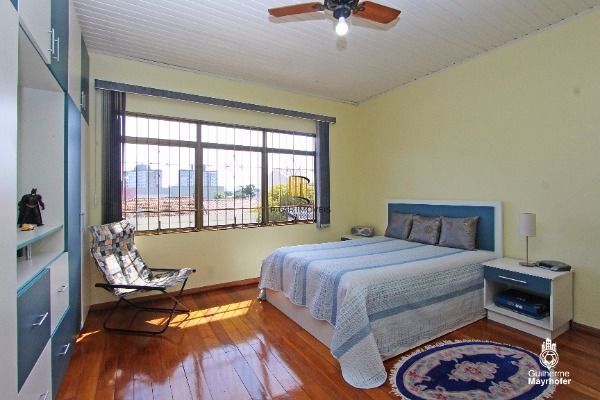 Casa para Venda - 229.6m², 3 dormitórios, sendo 1 suites, 4 vagas - Cavalhada