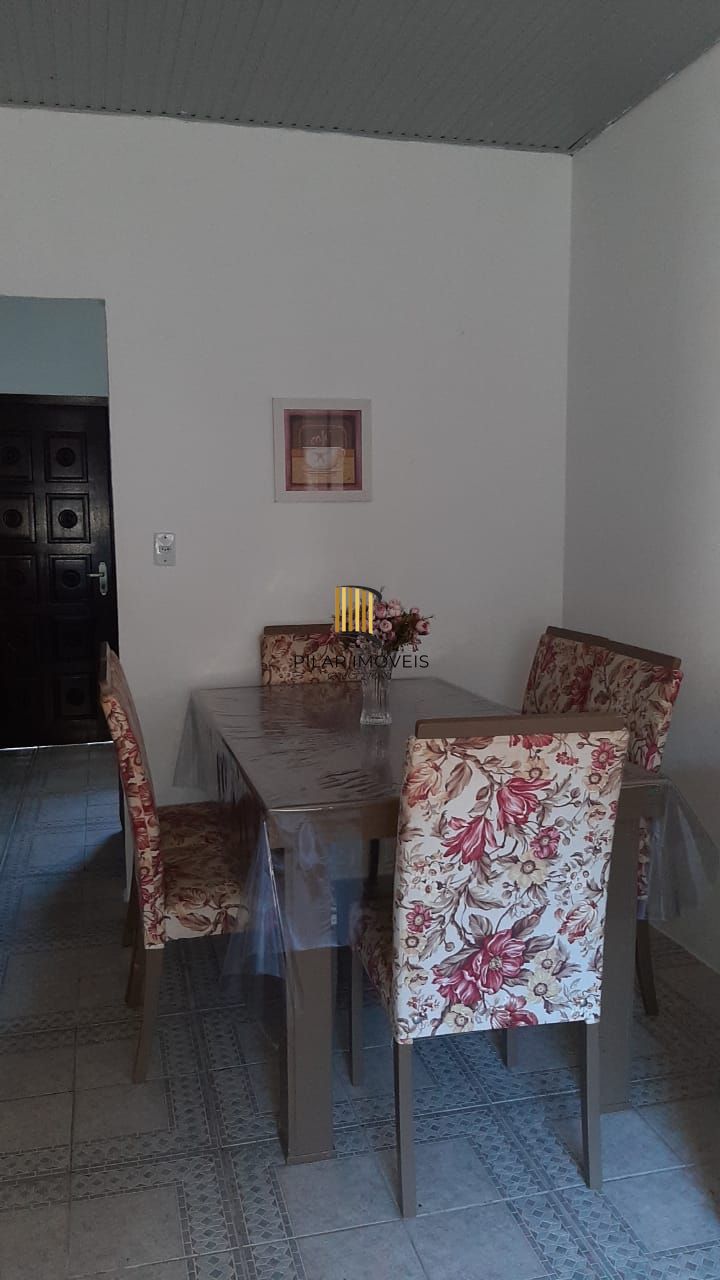 Casa 2 dormitórios no bairro Lami