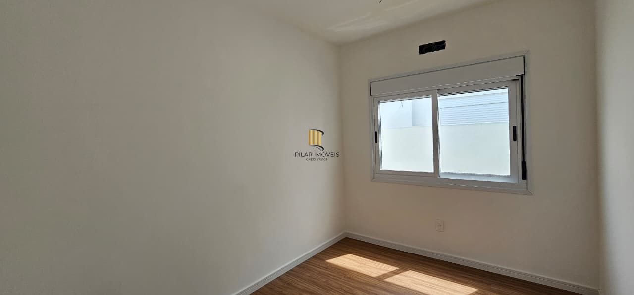 Casa Condominio em Porto Alegre, no bairro Hípica, com 3 dormitório(s), e 3 banheiros, à venda.