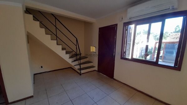 Casa para Venda - 68m², 2 dormitórios, Hípica