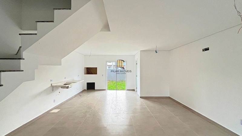 Casa Condominio em Porto Alegre, no bairro Campo Novo, com 3 dormitório(s), e 3 banheiros, à venda.