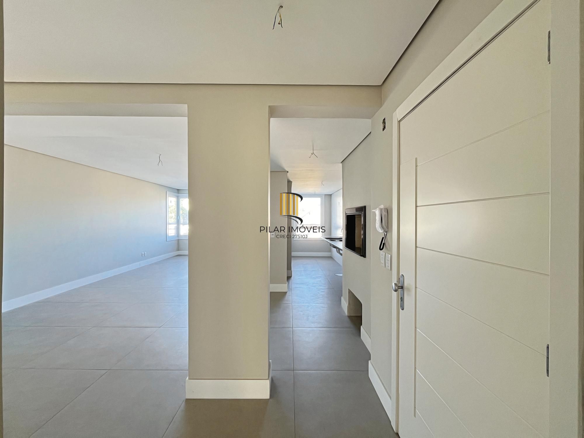 Apartamento com 3 dormitórios sendo 3 suíte á venda Bairro Cristal.