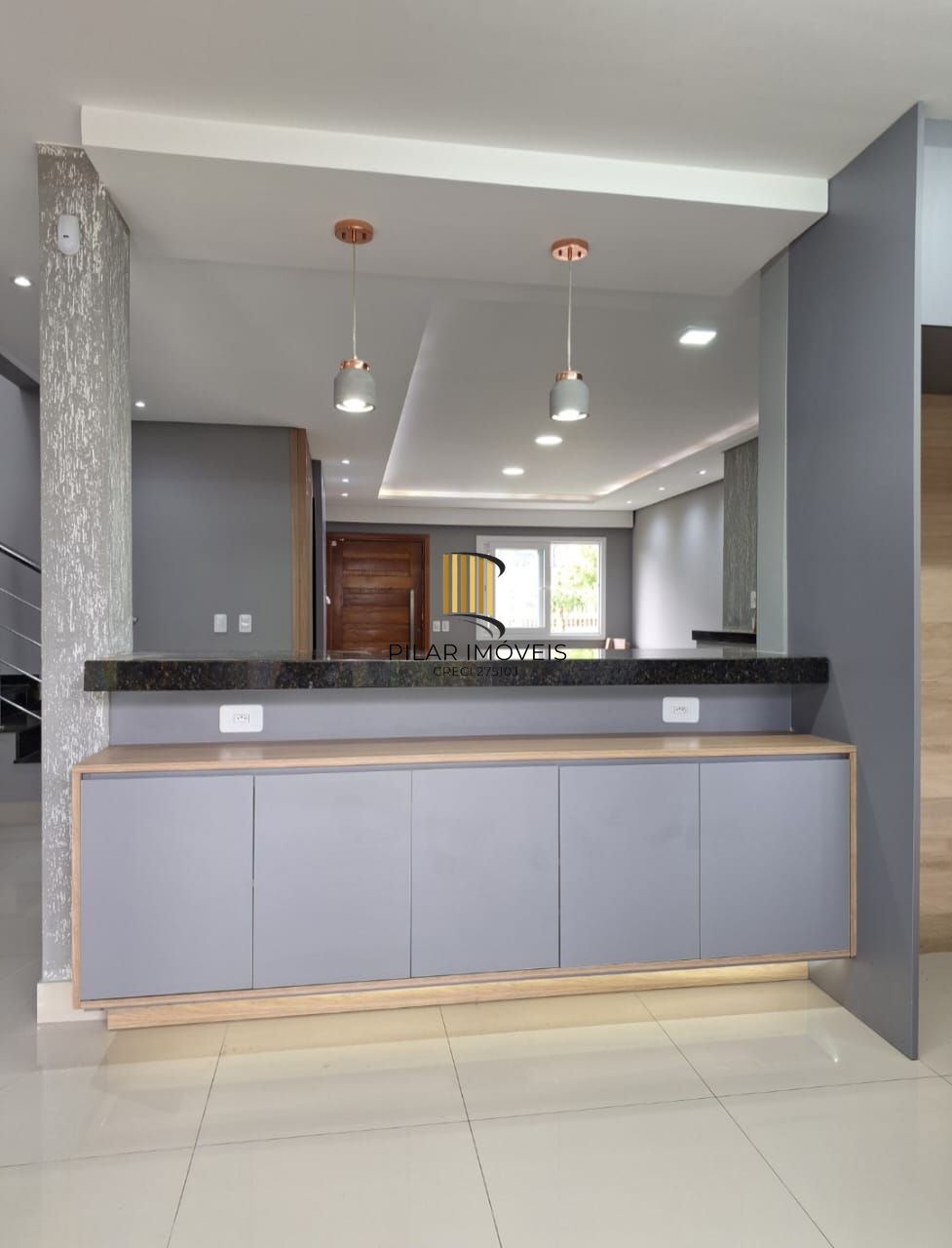 Casa 3 dormitórios no bairro Hípica