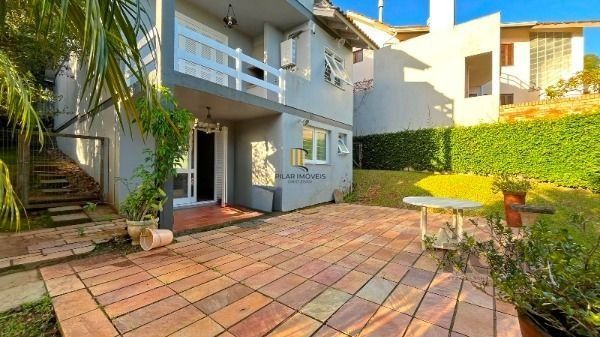 Casa para Venda - 206m², 3 dormitórios, sendo 1 suites, 4 vagas - Ipanema