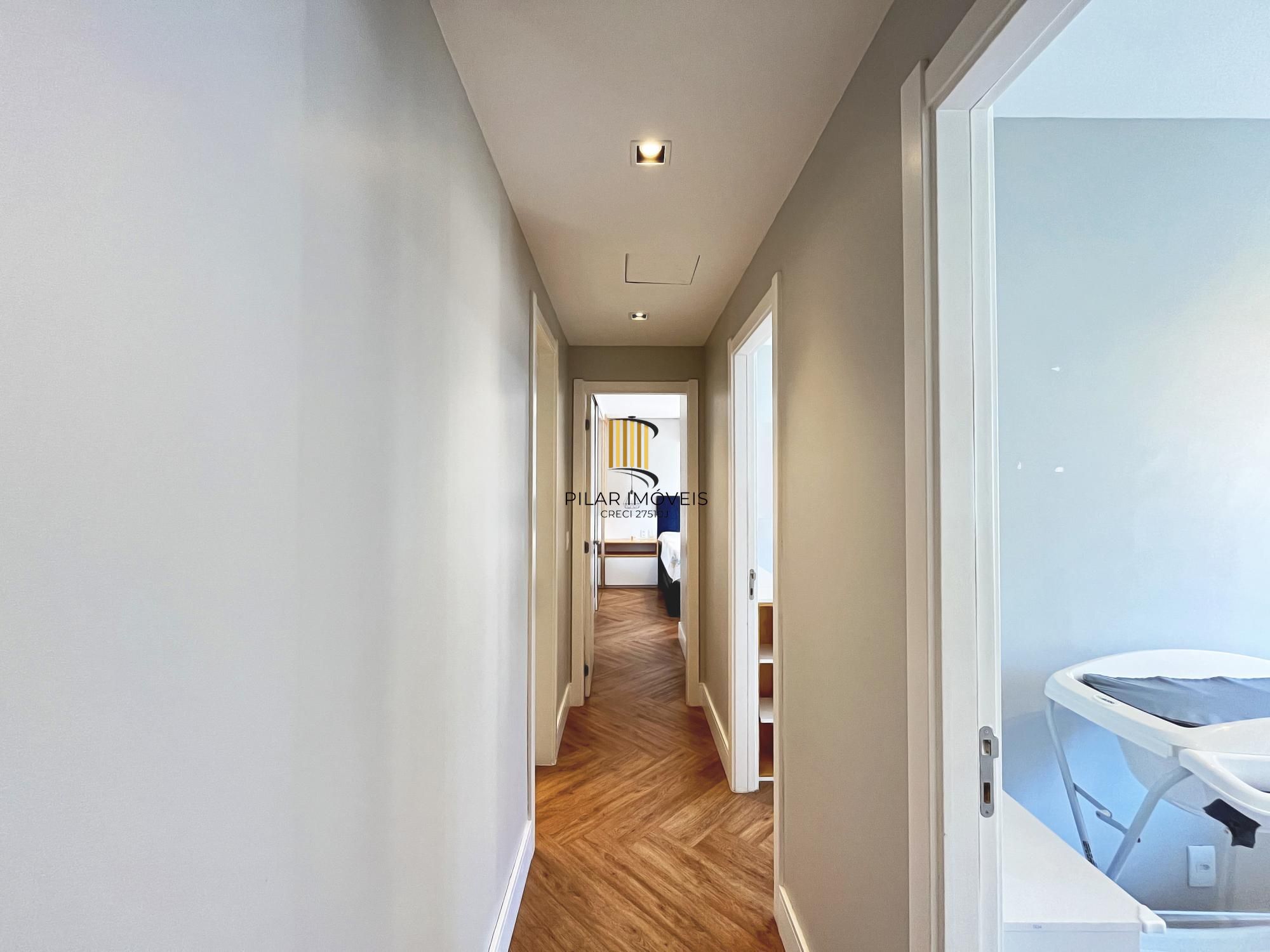 Excelente apartamento com 3 dormitório com 1 suíte á venda no bairro Tristeza.