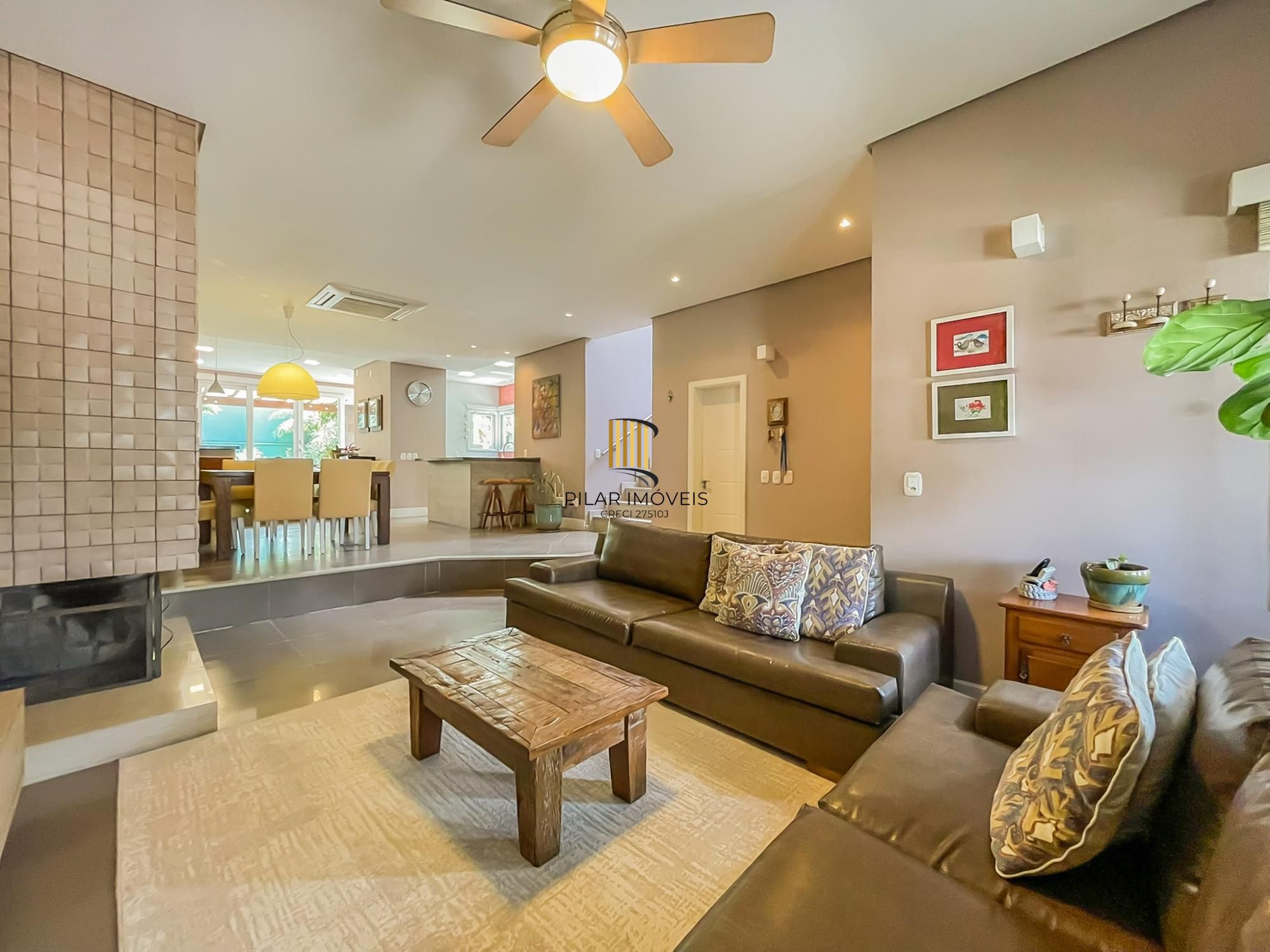 Linda e aconchegante casa em condomínio no Lagos de nova Ipanema