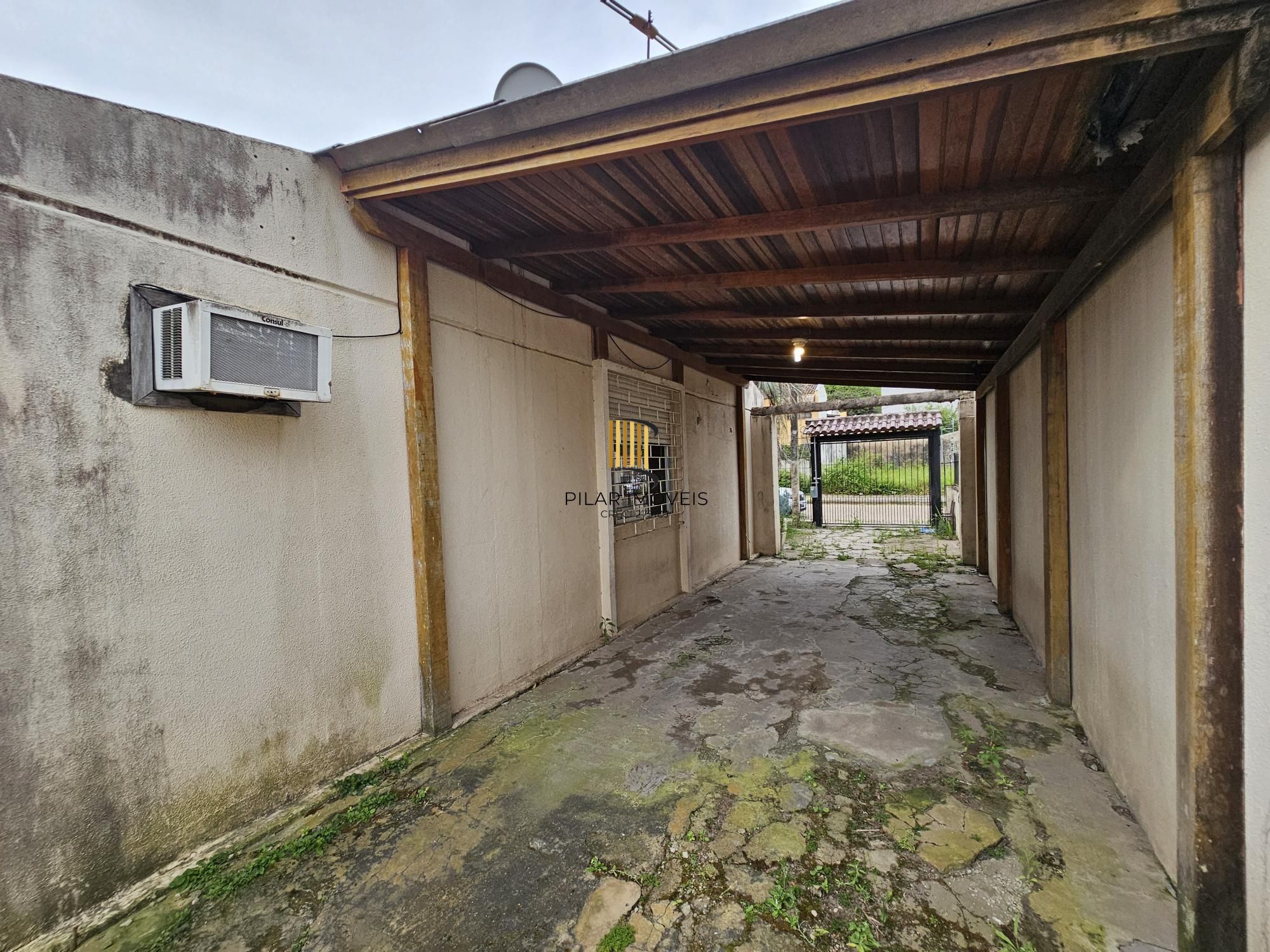 Casa 3 dormitórios em alvenaria em terreno 10x30 próximo ao Zaffari Hípica !