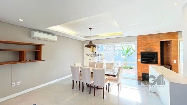 No Lagos de Nova Ipanema, residência com 3 dormitório(s), e 3 banheiros, à venda.