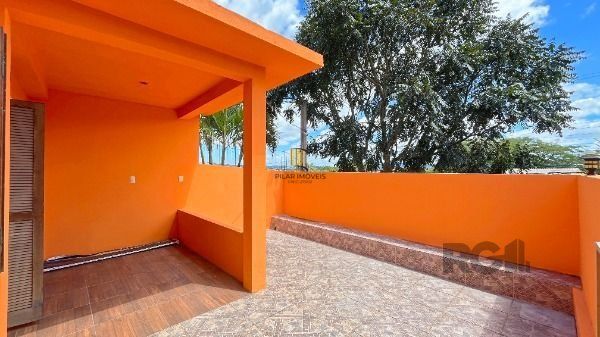 Casa para Venda - 144m², 2 dormitórios, 2 vagas - Lomba do Pinheiro