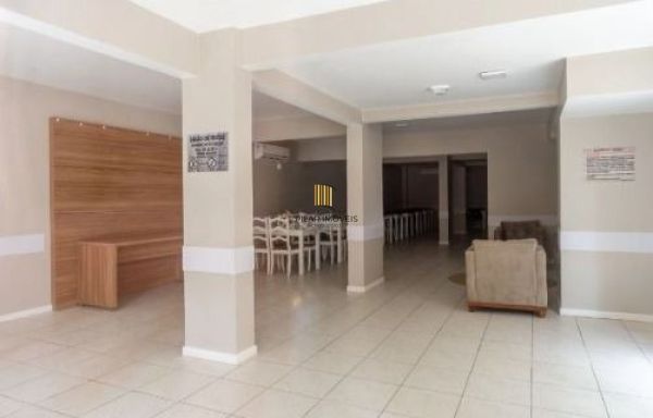 Apartamento em Porto Alegre, no bairro Santo Antônio, com 3 dormitório(s), e 3 banheiros, à venda.