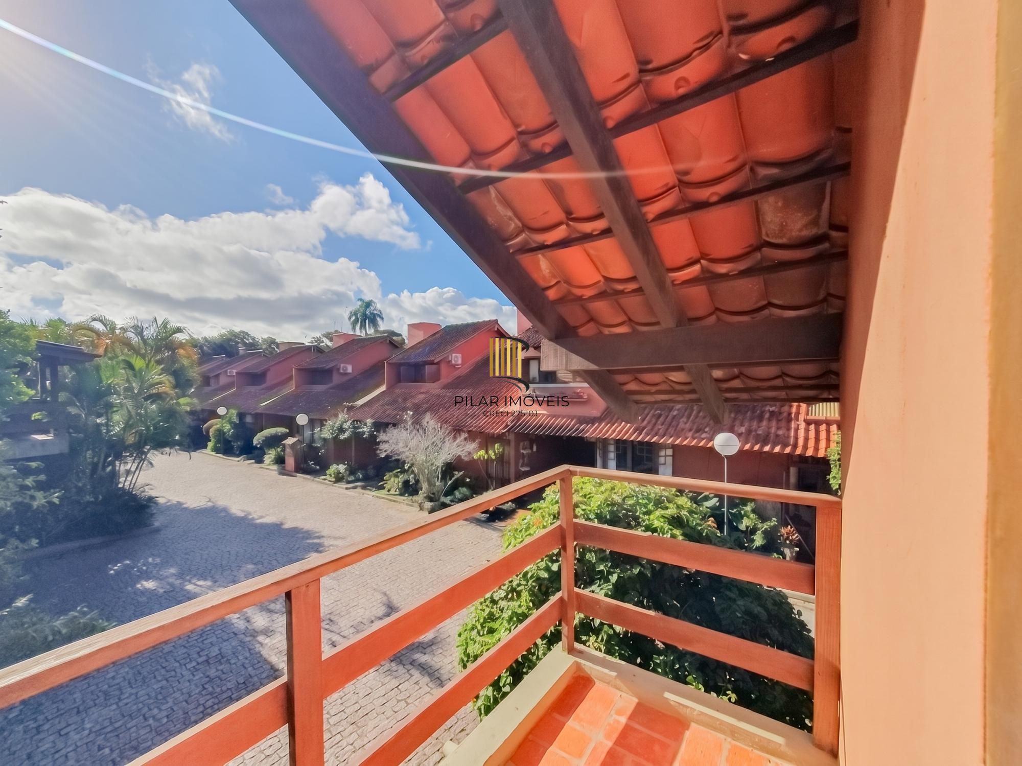 Casa em condomínio mobiliada, 3 dormitórios