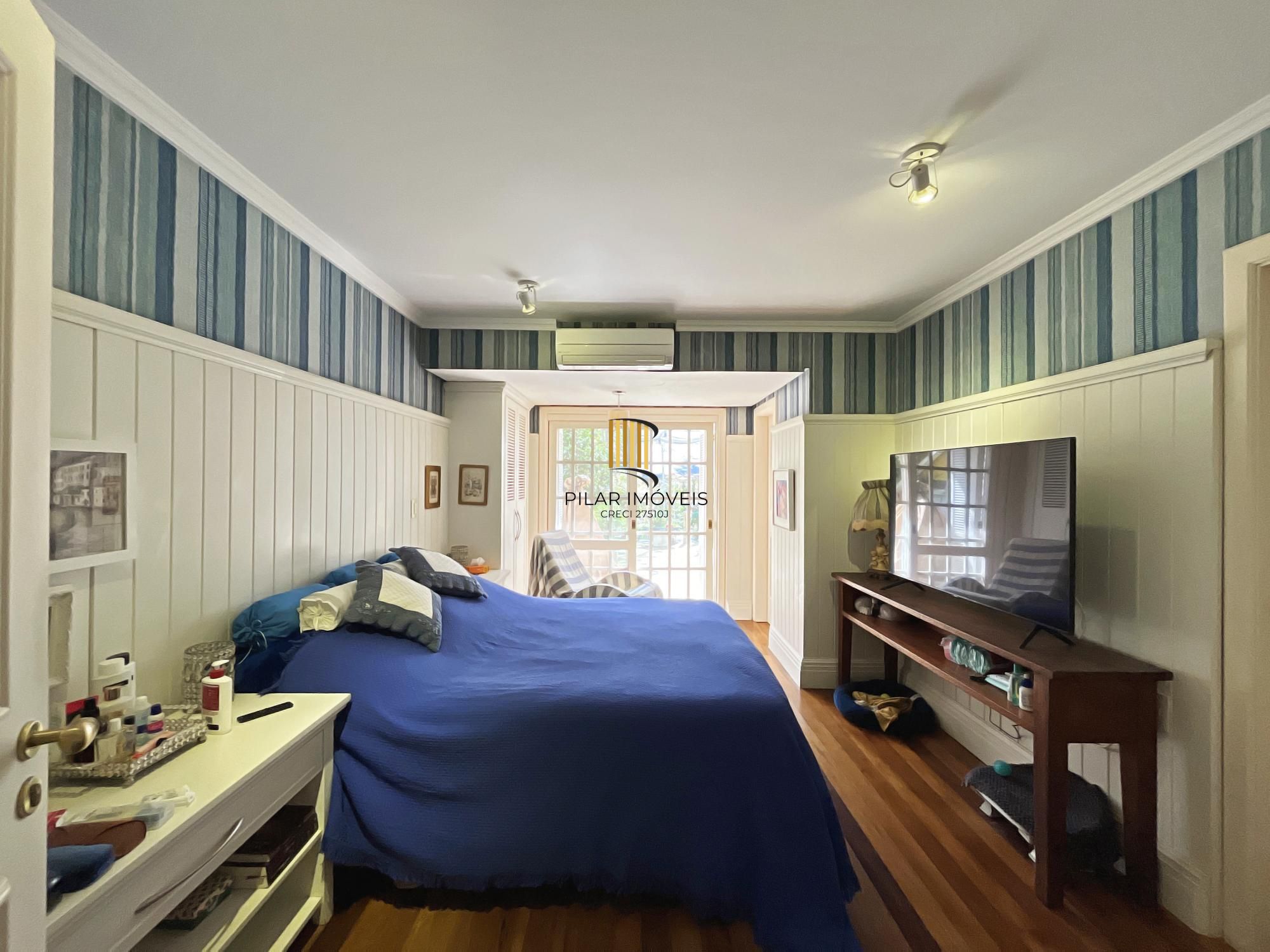 Casa de Condomínio 3 dormitórios no bairro Vila Nova