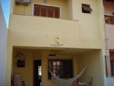 Residência com 4 dormitórios sendo 1 suites no Bairro Guarujá.