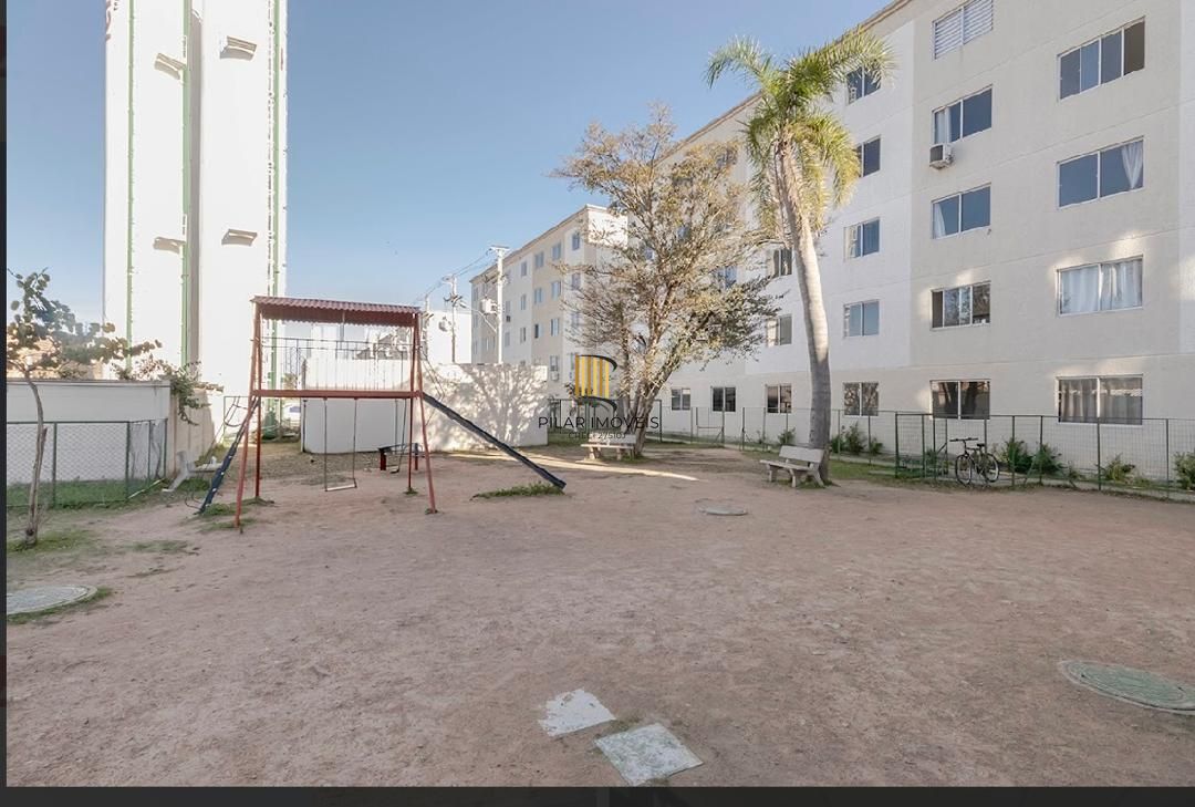 Ótimo apto térreo com 2 dormitórios com vaga de estacionamento