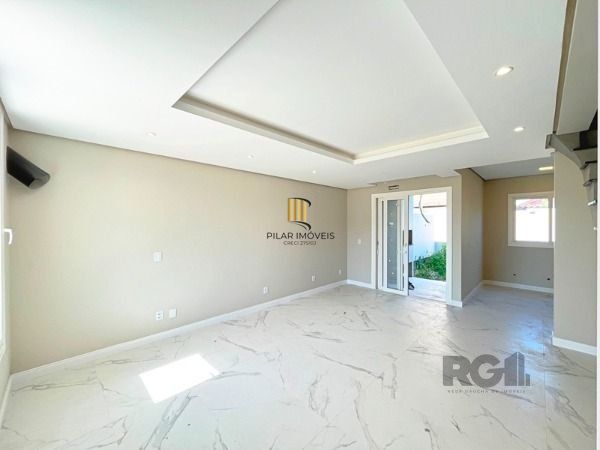 Casa para Venda - 120m², 3 dormitórios, sendo 1 suites, 2 vagas - Hípica