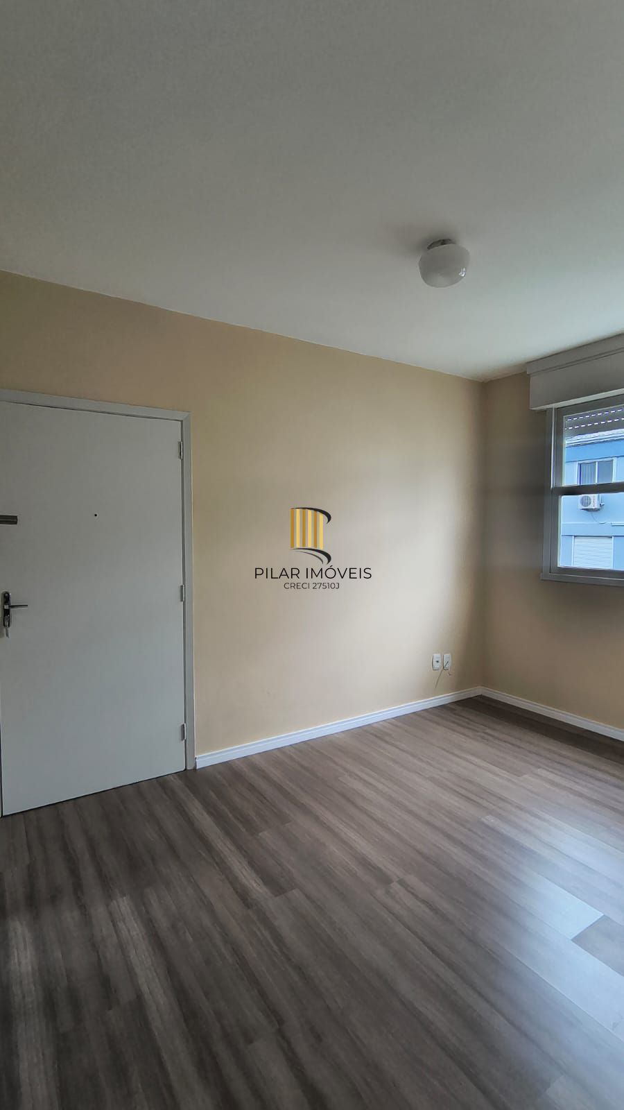 Apartamento de 2 dormitorios no bairro Camaquã