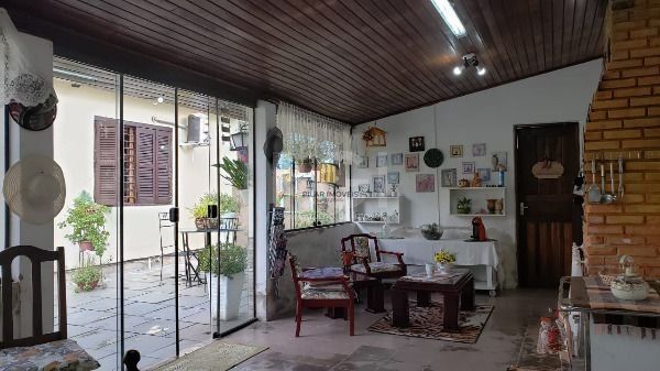 Casa para Venda - 146.68m², 3 dormitórios, sendo 1 suites, 2 vagas - Altos do Ipê
