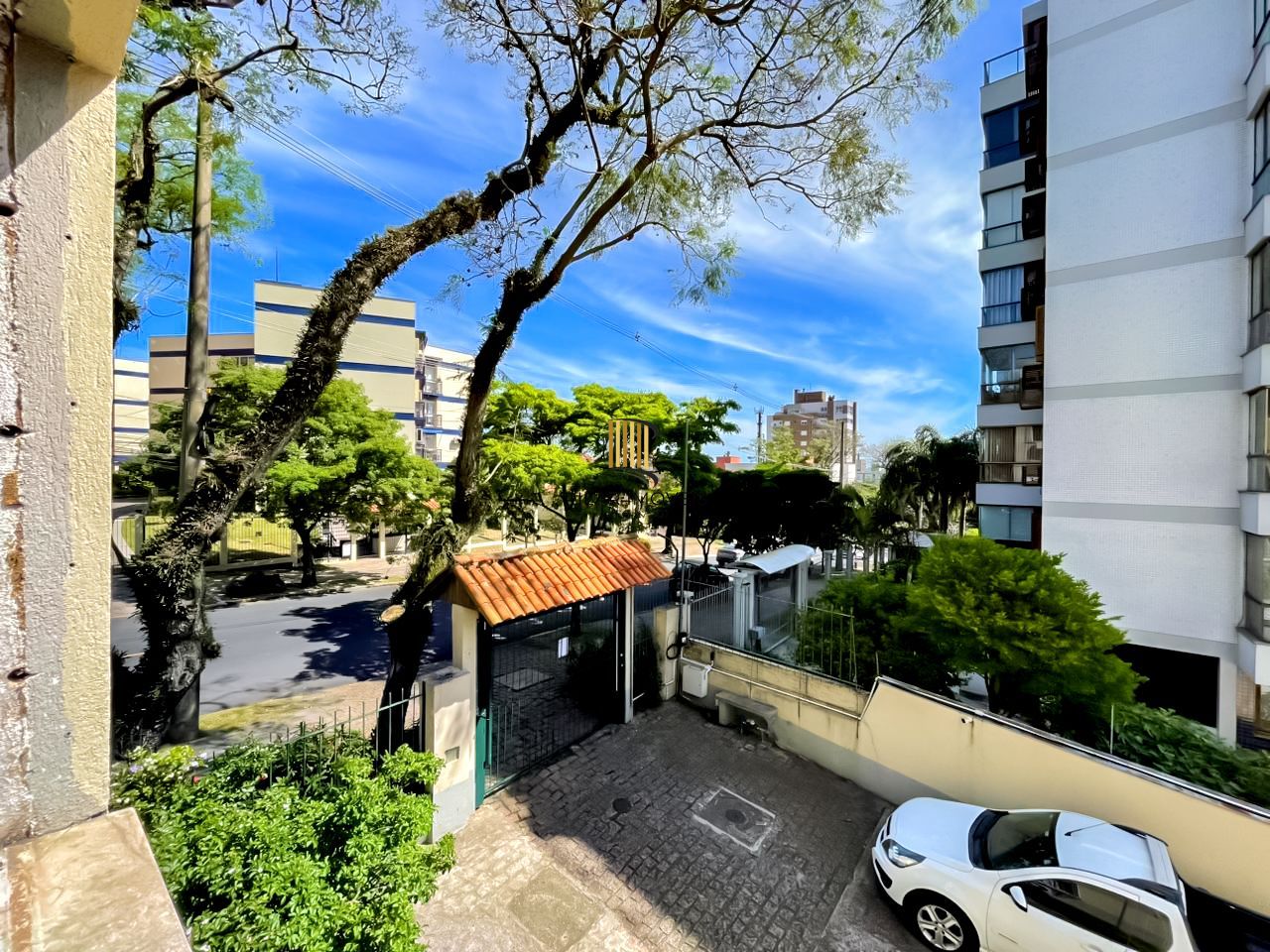 Apartamento 2 dormitórios no bairro Tristeza