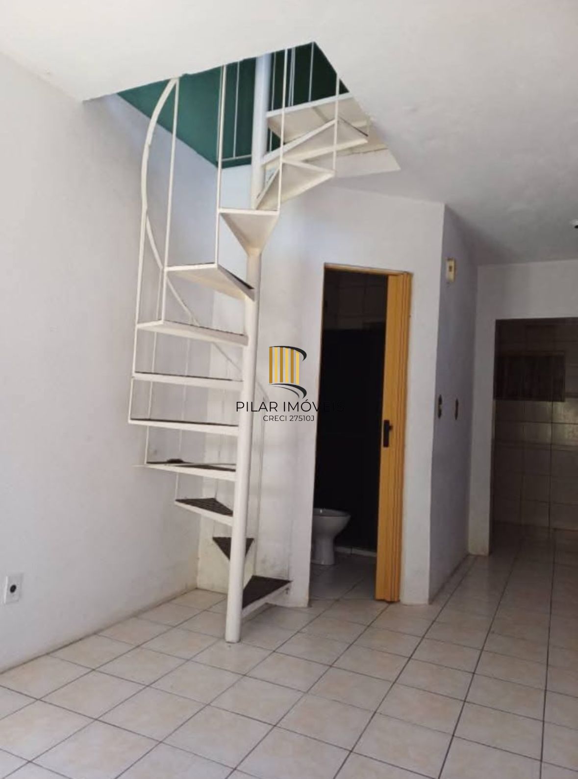 Casa Condominio para Venda - 73m², 2 dormitórios, 1 vaga - Santo Antonio