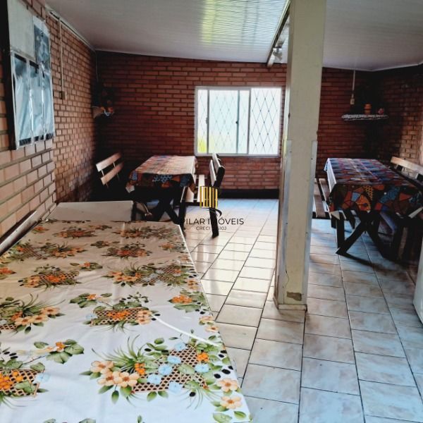 Apartamento em Porto Alegre, no bairro Santa Tereza, com 2 dormitório(s), e 2 banheiros, à venda.