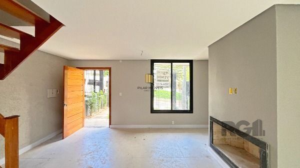 Casa Condominio em Porto Alegre, no bairro Tristeza, com 3 dormitório(s), e 3 banheiros, à venda.