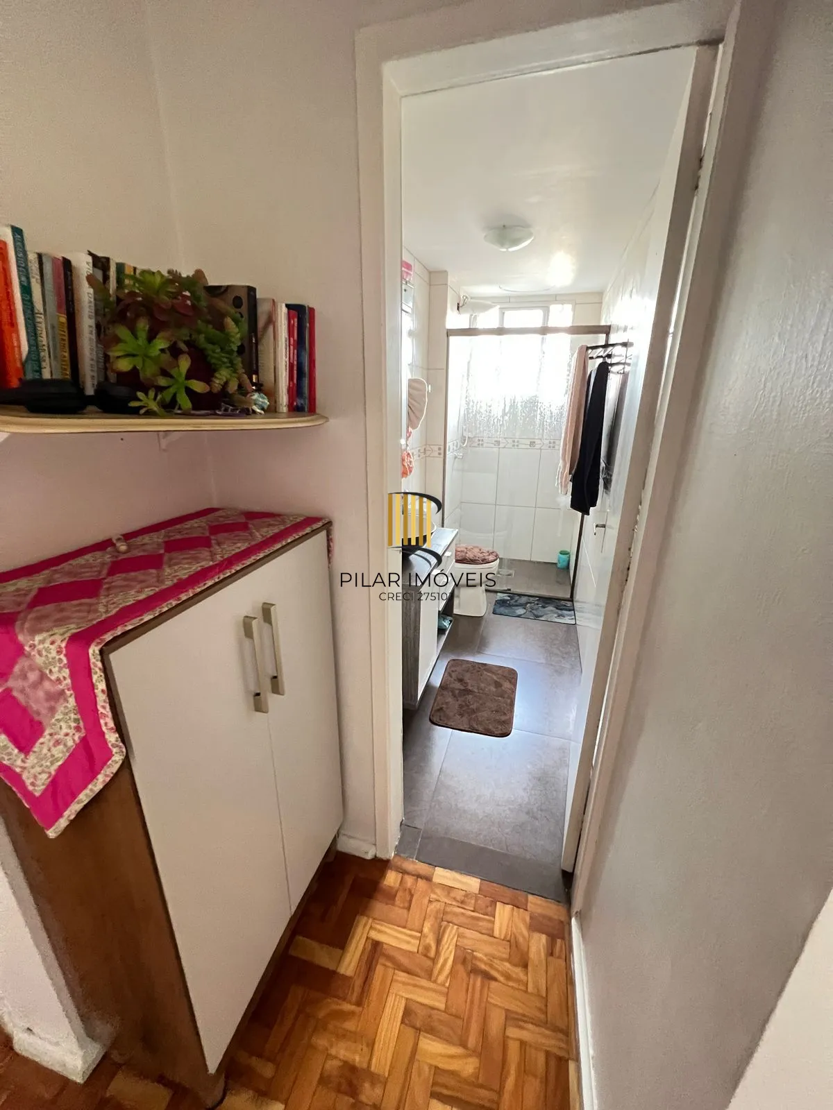 Apartamento de 2 dormitórios no bairro Cristal