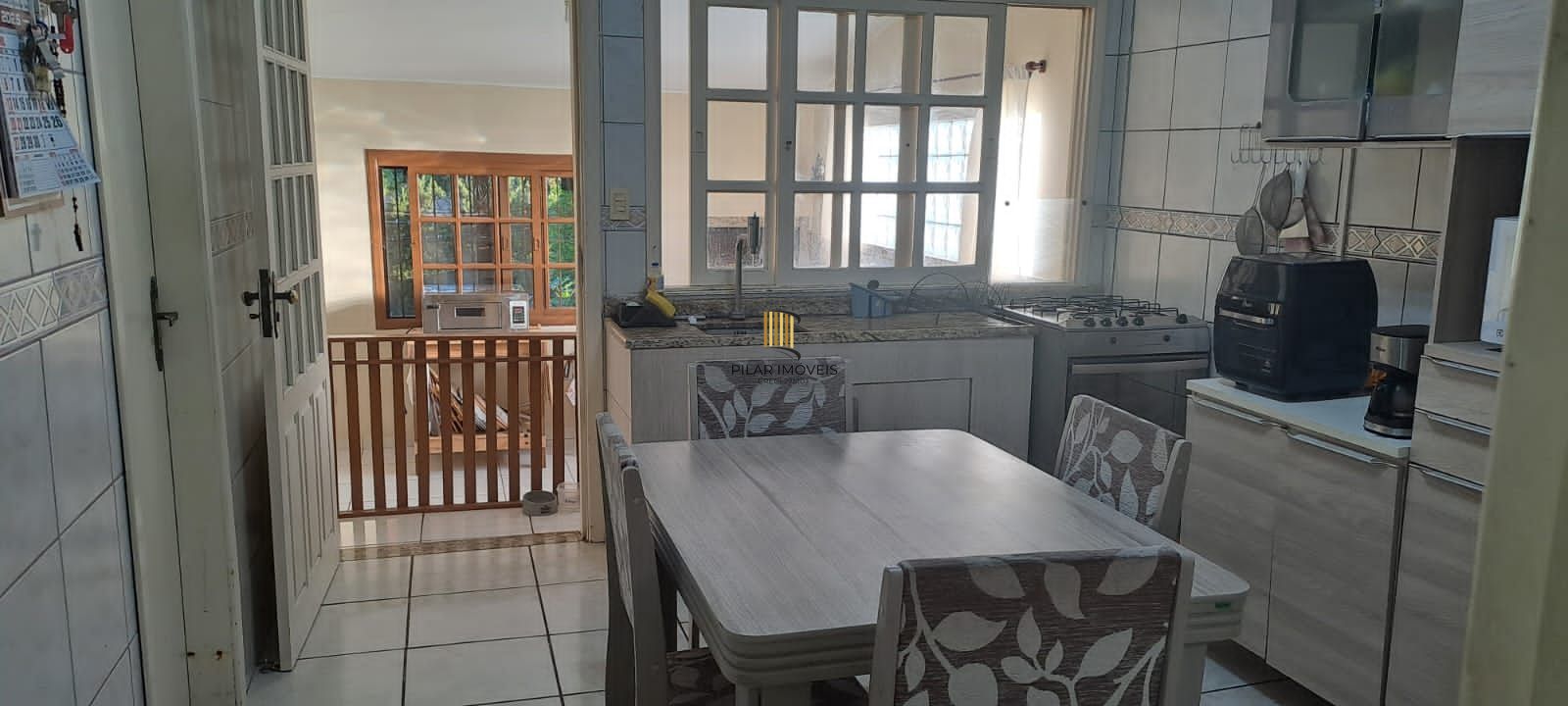 Casa 3 dormitórios no bairro Restinga