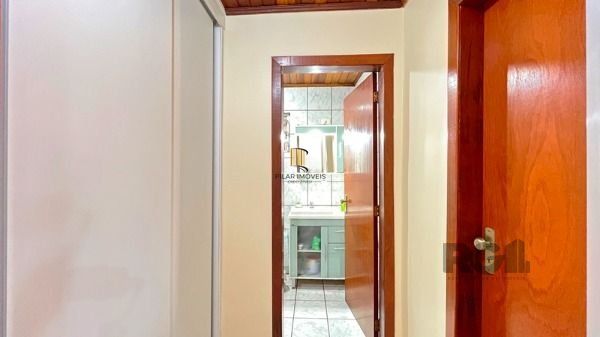 Casa 4 dormitórios no bairro Restinga