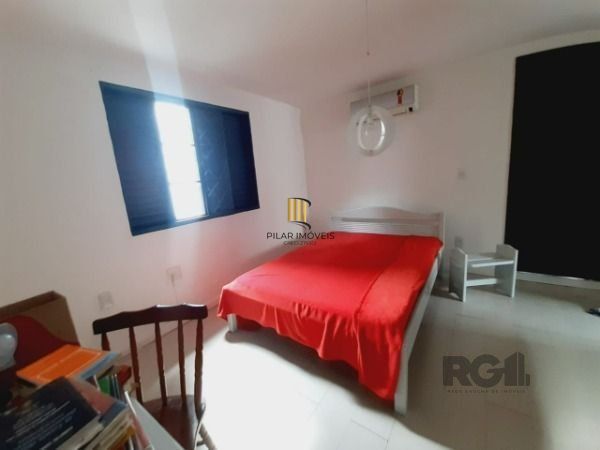 Casa 4 dormitórios no bairro Menino Deus