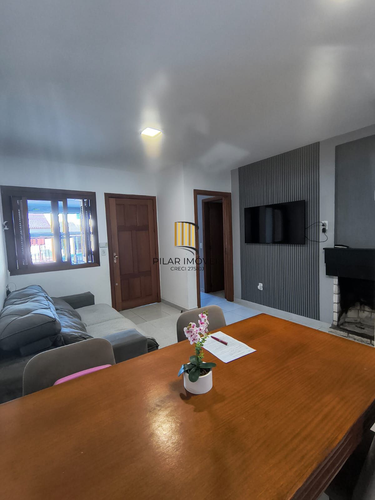 Casa terrea de 3 dormitorios sendo uma suite no bairro Hipica