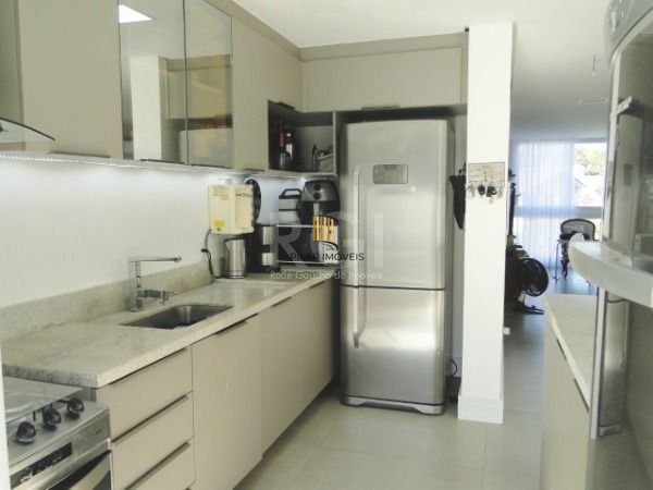Casa Condominio para Venda - 211m², 3 dormitórios, sendo 3 suites, 2 vagas - Jardim Isabel