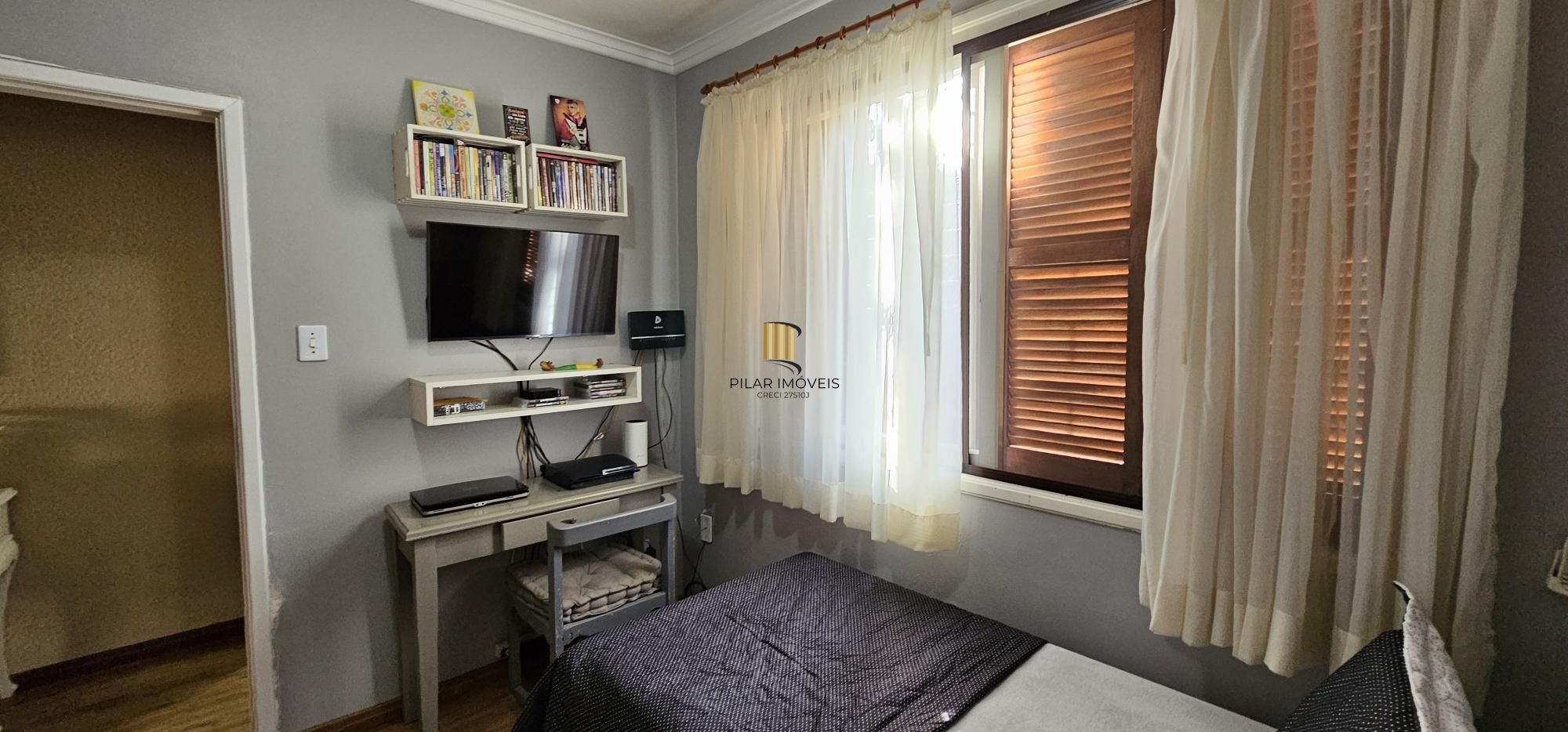 Casa de Condomínio 3 dormitórios no bairro Hípica