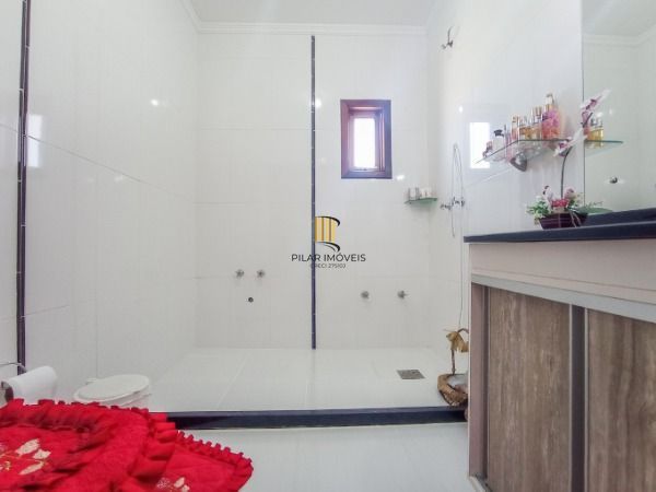 Casa para Venda - 150m², 3 dormitórios, sendo 1 suites, 2 vagas - Lagos De Nova Ipanema