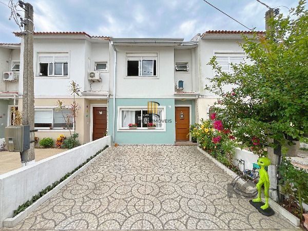 Casa Condominio em Porto Alegre, no bairro Hípica, com 3 dormitório(s), e 3 banheiros, à venda. - Pilar Imóveis
