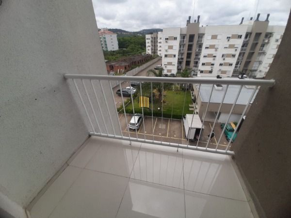 Apartamento em Porto Alegre, no bairro Vila Nova, com 2 dormitório(s), e 2 banheiros, à venda.