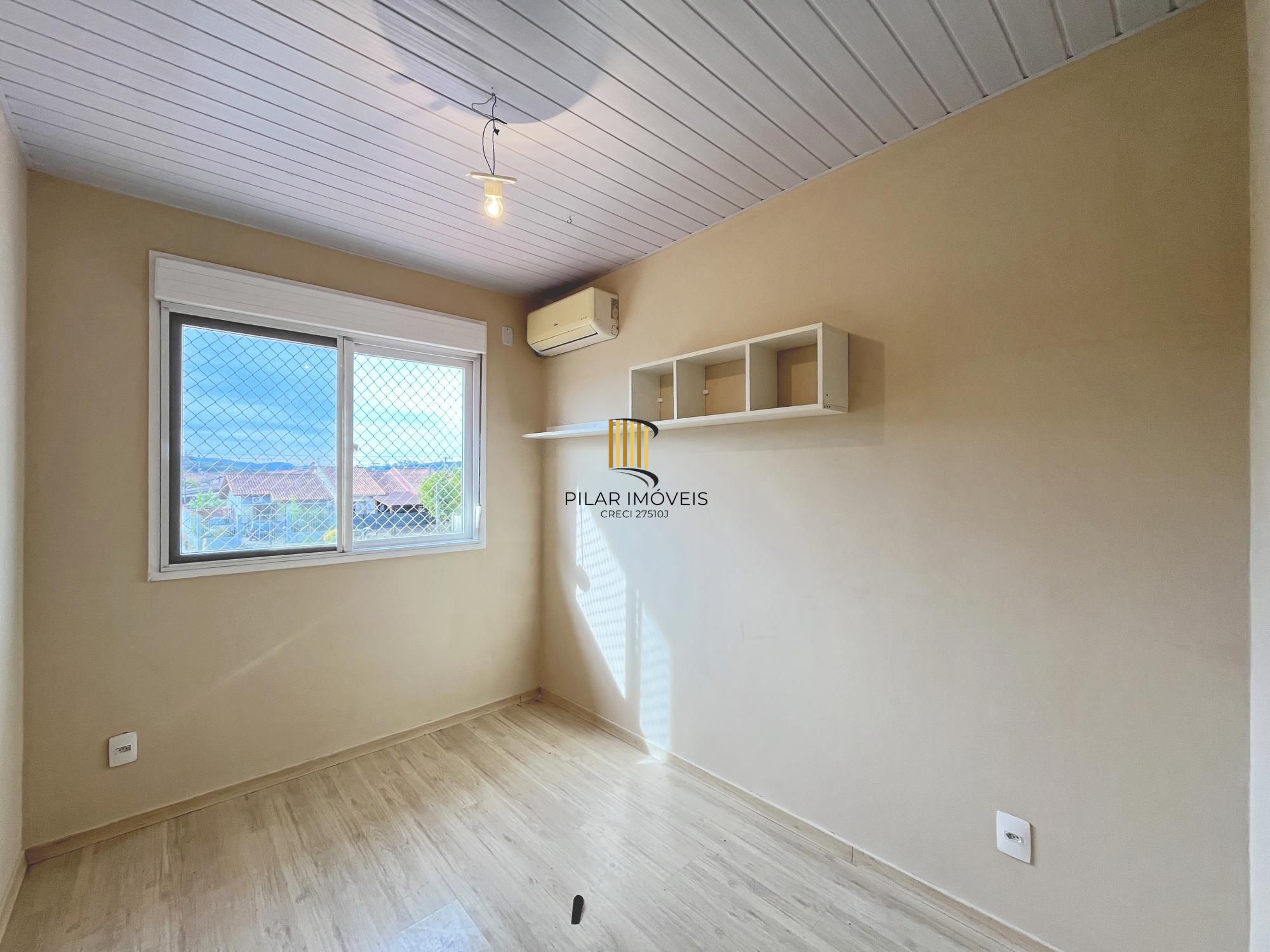 Casa em condomínio em Porto Alegre, no bairro Hípica, com 3 dormitório(s)