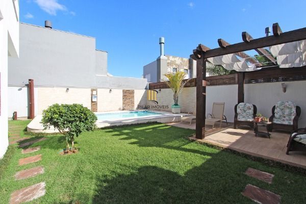 Casa para Venda - 236m², 5 dormitórios, sendo 4 suites, 2 vagas - Lagos De Nova Ipanema