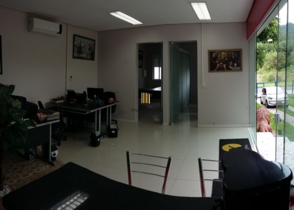 Casa para Venda - 220.83m², 3 dormitórios, 2 vagas - Vila Nova