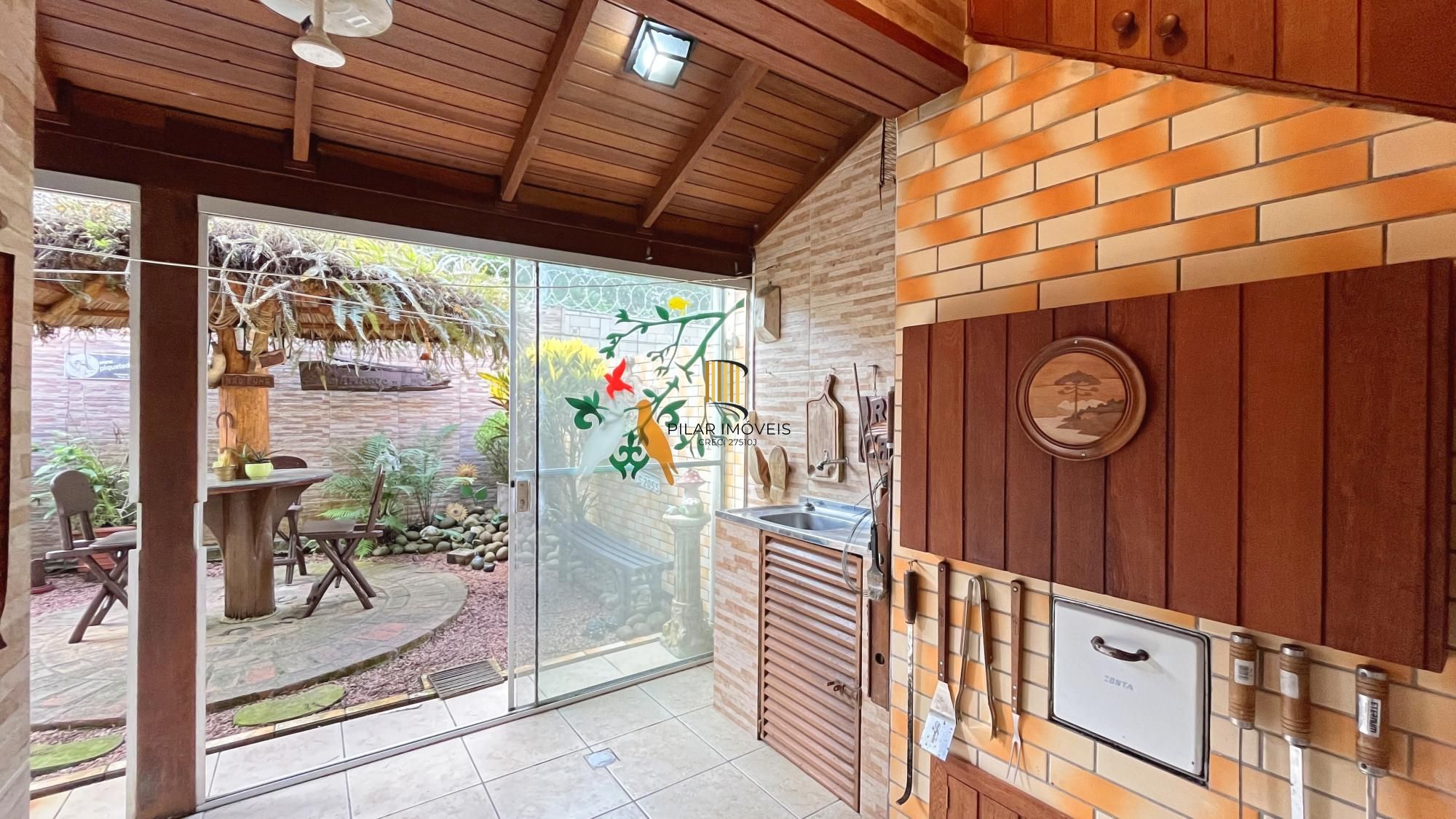 Casa Condominio para Venda - 96m², 3 dormitórios, sendo 1 suites, 2 vagas - Hípica