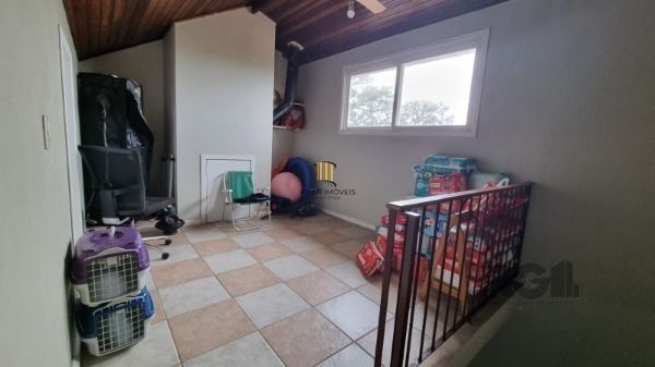 Casa Condominio em Porto Alegre, no bairro Espírito Santo, com 3 dormitório(s), e 3 banheiros, à venda.