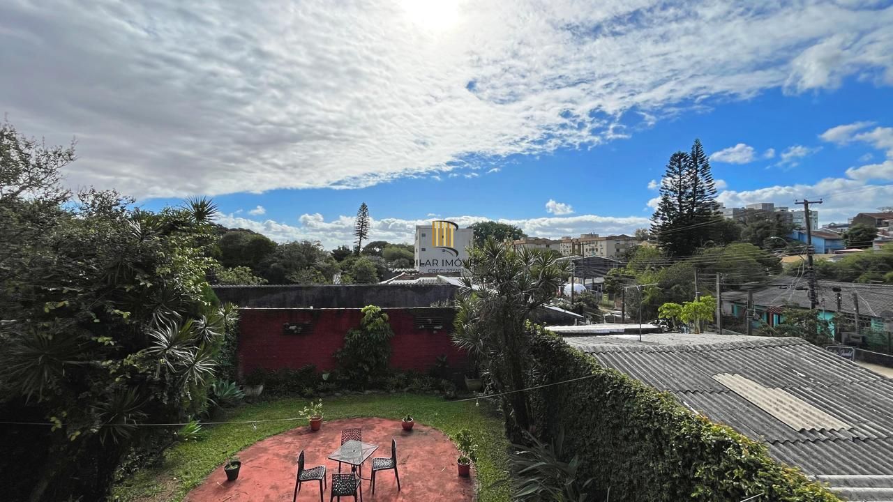 Casa 3 dormitórios no bairro Tristeza