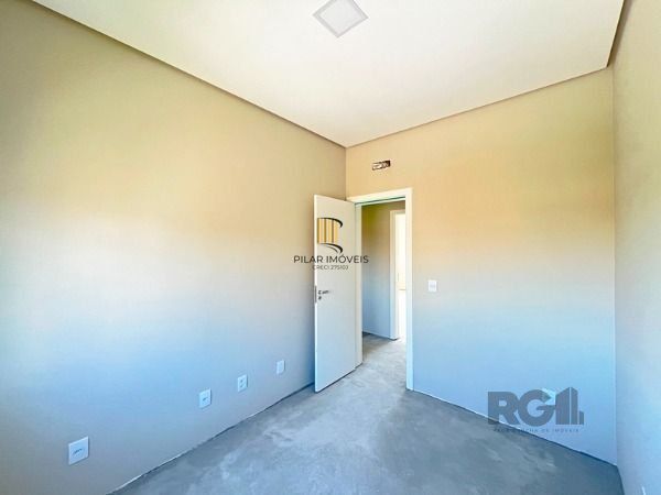 Casa para Venda - 120m², 3 dormitórios, sendo 1 suites, 2 vagas - Hípica